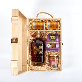 Bumbu Original Rum & Luxury Nibbles Wooden Gift Box Set