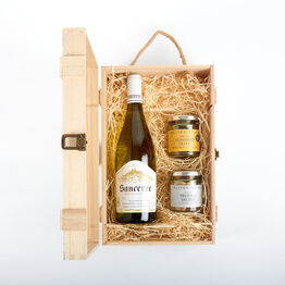 Domaine Fernand Girard Sancerre Sauvignon Blanc White Wine & Nibbles Gift Box