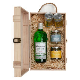Tanqueray Gin & Luxury Nibbles Wooden Gift Box Set