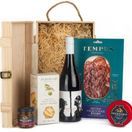 The Amoranza Tempranillo Red Wine &amp; Cheese Gift Box additional 1