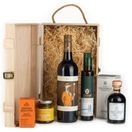 Australian Shiraz Red Wine, Olive Oil, Cheese &amp; Nibbles Hamper additional 1