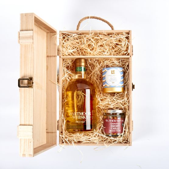 Dartmoor Whisky &amp; Luxury Nibbles Wooden Gift Box Set