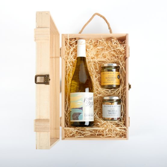 Kraal Bay Chenin Blanc White Wine &amp; Nibbles Wooden Gift Box