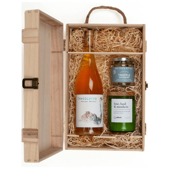 Casa Balaguer-Vinessens, Tragolargo Moscatel Malvasia - Orange Wine &amp; Wine Bottle Candle Wooden Box Gift Set