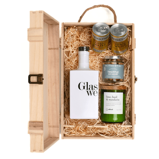 Glaswegin Original Gin, Wine Bottle Candle, &amp; Luxury Nibbles Wooden Gift Box Set