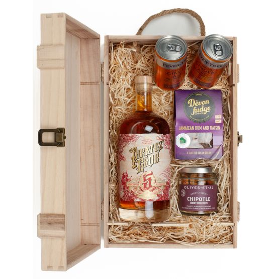 Pirate's Grog Spiced Rum &amp; Luxury Nibbles Wooden Gift Set