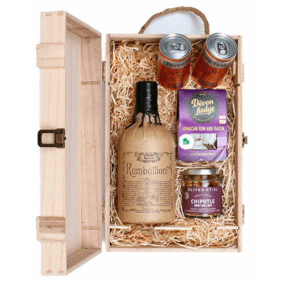 Rumbuillion! Rum &amp; Luxury Nibbles Wooden Gift Set