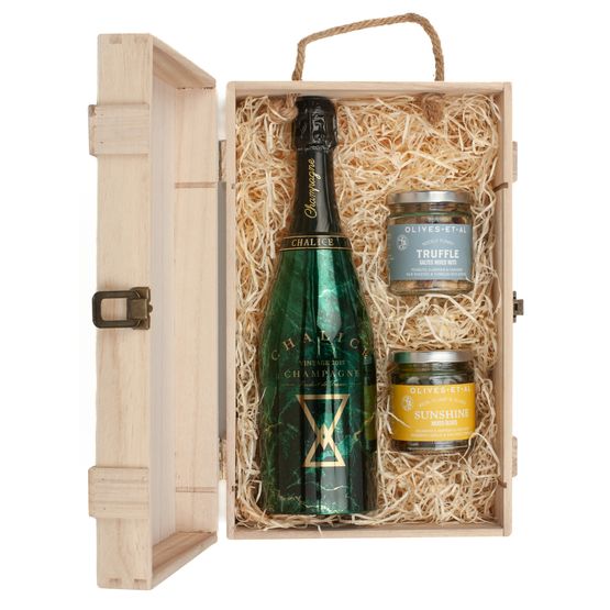 Chalice Vintage Champagne &amp; Luxury Nibbles Wooden Gift Box Set