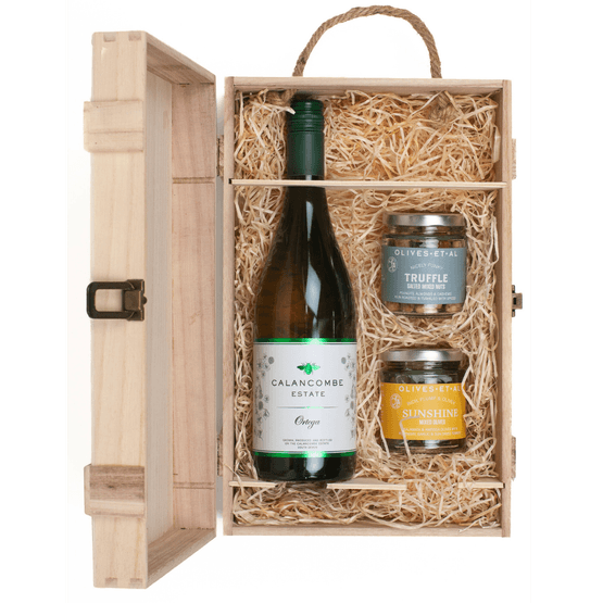 Calancombe Estate Ortega Wine &amp; Luxury Nibbles Wooden Gift Box Set