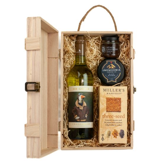 Mr Goose Chardonnay White Wine &amp; Cheese Gift Box