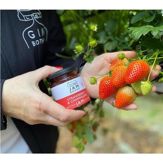 Strawberry and Champagne Jam (227g)